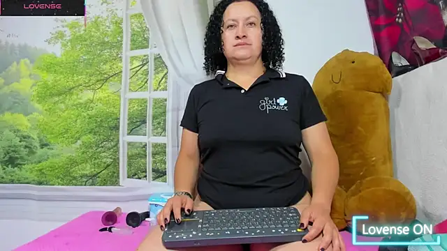 nikool32 online show from 03/31/26, 11:01