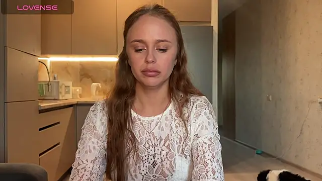 Megan Nilson online show from 06/07/26, 05:40
