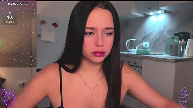 Megan Nilson online show from 02/03/25, 06:56