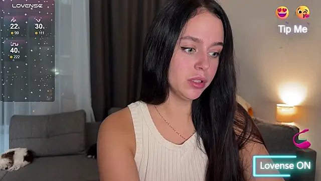 Megan Nilson online show from 11/07/25, 06:34