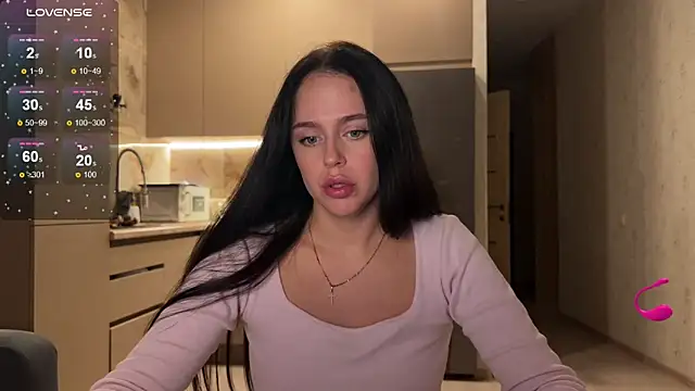 Megan Nilson online show from 04/13/26, 07:07