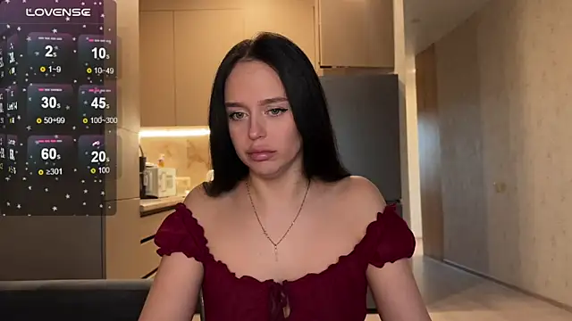 Megan Nilson online show from 04/21/26, 09:38