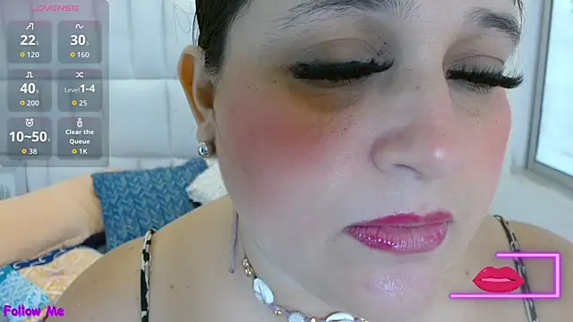 Kerly Doll online show from 11/20/25, 12:50