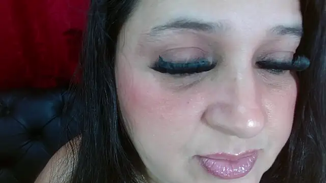 Kerly Doll online show from 12/20/25, 01:14