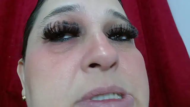 Kerly Doll online show from 12/15/25, 12:44