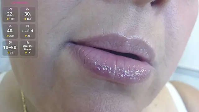 Kerly Doll online show from 03/24/26, 07:58