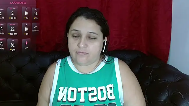 Kerly Doll online show from 05/13/26, 10:11