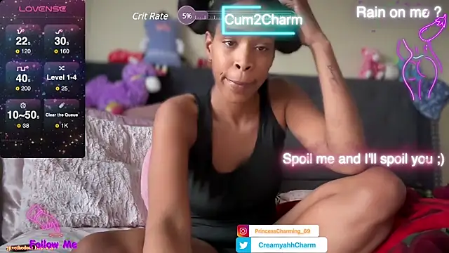 Snapshot of Cum2Charm chatting on 03/06/25, 12:10 Cum2Charm online show from 03/06/25, 12:10