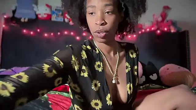 Cum2Charm online show from 12/18/25, 02:43