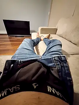 Snapshot of YourPersonall chatting on 03/31/26, 02:13 YourPersonall online show from 03/31/26, 02:13