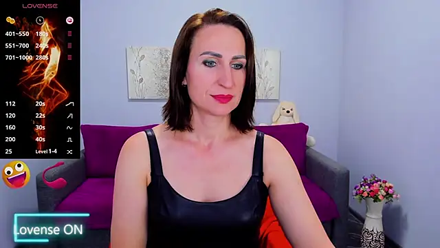 Nia Smithh online show from 10/23/25, 12:15