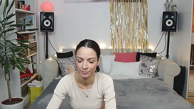 Snapshot of JaneDejaySC chatting on 11/25/25, 09:15 JaneDejaySC online show from 11/25/25, 09:15