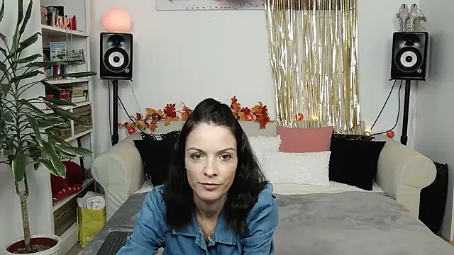 Snapshot of JaneDejaySC chatting on 11/04/25, 08:34 JaneDejaySC online show from 11/04/25, 08:34