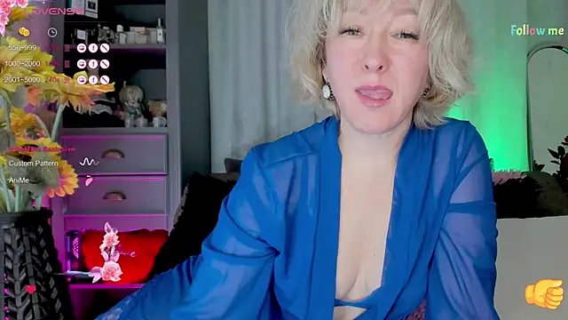 Mia Wintermood online show from 11/05/25, 05:10