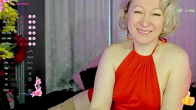 Mia Wintermood online show from 05/16/26, 10:25