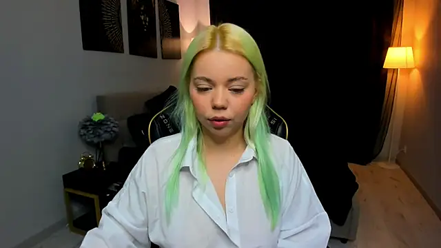 EnergyBunny 1 online show from 03/15/26, 07:32