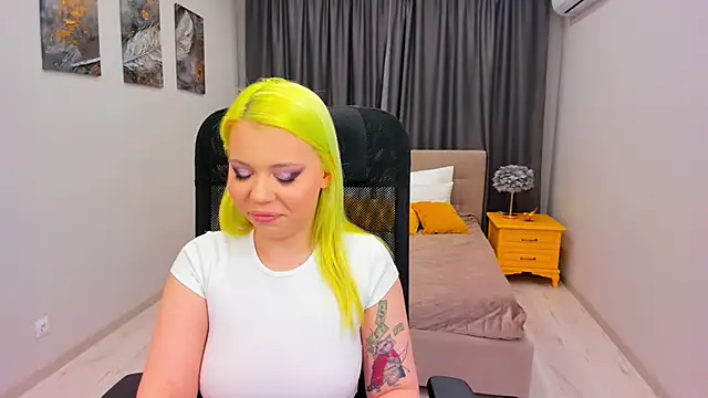 EnergyBunny 1 online show from 03/10/25, 07:40