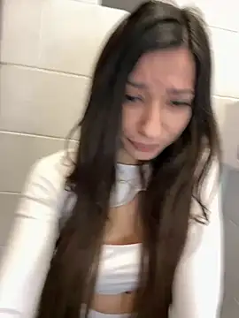  MiaQueen  online show from 03/07/26, 11:54