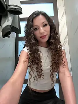  MiaQueen  online show from 05/02/26, 03:01