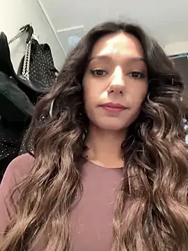  MiaQueen  online show from 02/19/26, 10:40