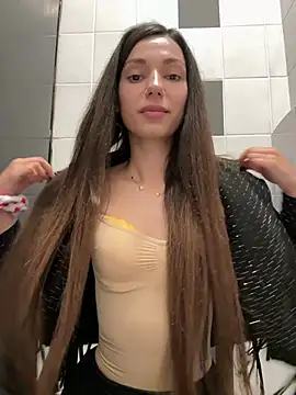  MiaQueen  online show from 05/13/26, 10:06