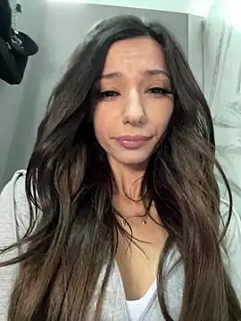  MiaQueen  online show from 03/31/26, 10:23