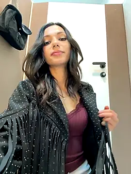  MiaQueen  online show from 11/05/25, 10:24