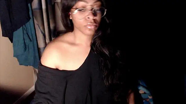 Snapshot of LEXIJAYNEX chatting on 03/11/25, 09:24 LEXIJAYNEX online show from 03/11/25, 09:24