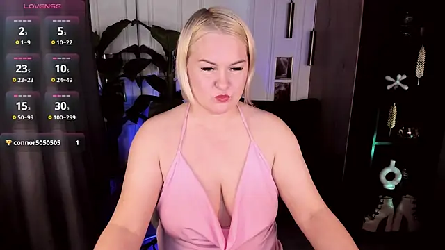 YolandaKiss online show from 07/13/26, 10:31