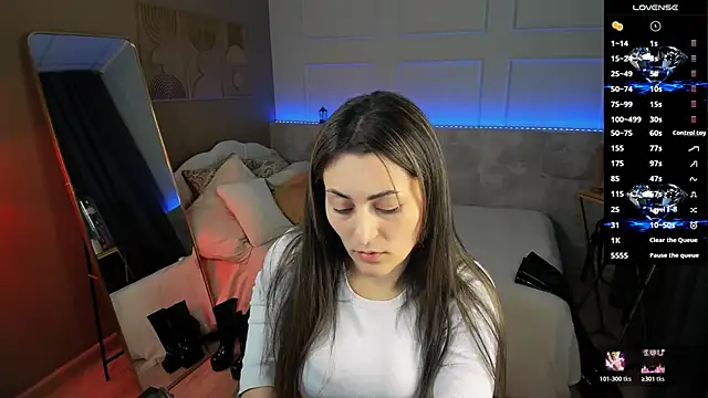 KylieMellow online show from 04/25/26, 01:14
