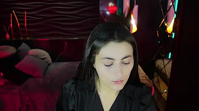 Snapshot of KylieMellow chatting on 09/09/25, 01:09 KylieMellow online show from 09/09/25, 01:09