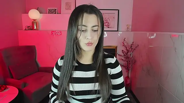 Snapshot of KylieMellow chatting on 09/30/25, 01:28 KylieMellow online show from 09/30/25, 01:28