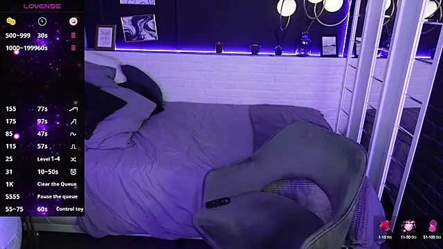 Snapshot of KylieMellow chatting on 03/14/25, 12:18 KylieMellow online show from 03/14/25, 12:18