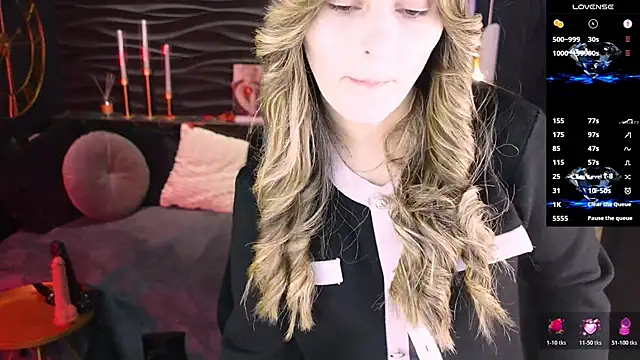 KylieMellow online show from 03/19/26, 05:51