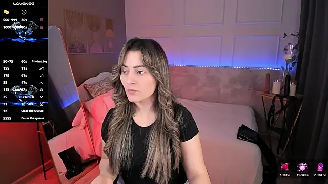 KylieMellow online show from 04/18/26, 05:21