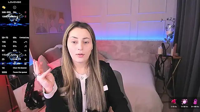 KylieMellow online show from 03/18/26, 05:54