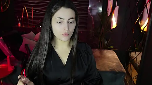 Snapshot of KylieMellow chatting on 09/14/25, 05:30 KylieMellow online show from 09/14/25, 05:30