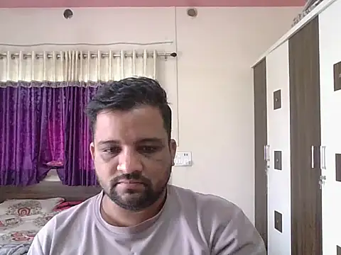 dhruv love online show from 11/28/25, 04:34