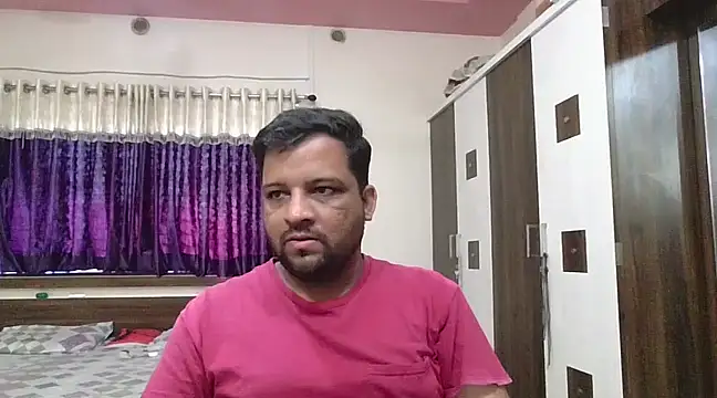 Snapshot of dhruv_love chatting on 02/24/25, 04:27 dhruv love online show from 02/24/25, 04:27