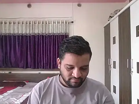 Snapshot of dhruv_love chatting on 09/22/25, 04:07 dhruv love online show from 09/22/25, 04:07