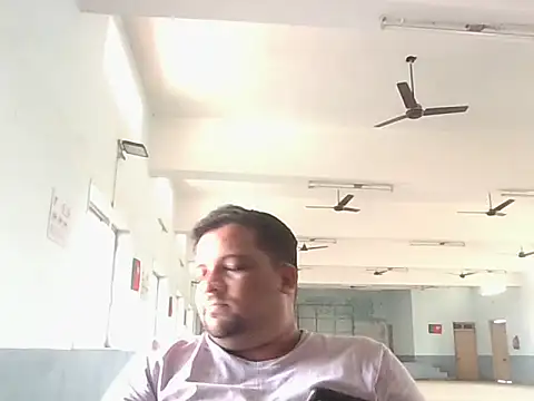 Snapshot of dhruv_love chatting on 06/06/26, 05:12 dhruv love online show from 06/06/26, 05:12