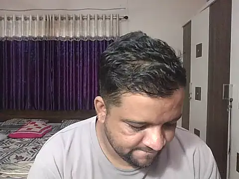 dhruv love online show from 04/15/26, 12:10