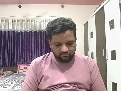 Snapshot of dhruv_love chatting on 05/17/26, 05:46 dhruv love online show from 05/17/26, 05:46