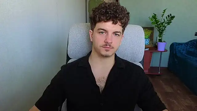 Remy Miles online show from 06/05/26, 05:34