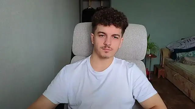 Remy Miles online show from 12/02/25, 10:06