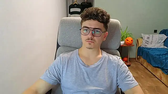 Remy Miles online show from 11/27/25, 02:06