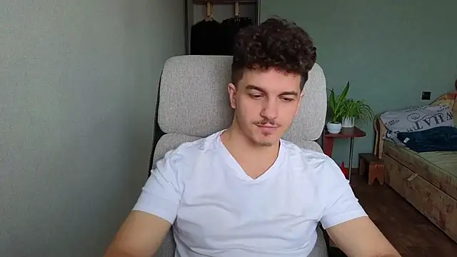 Remy Miles online show from 12/05/25, 11:20