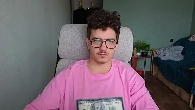 Remy Miles online show from 11/07/25, 08:19