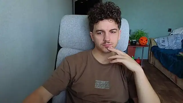 Remy Miles online show from 11/18/25, 09:56