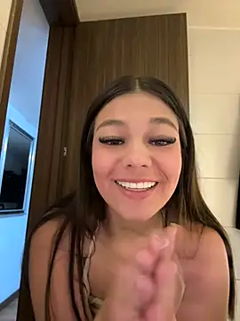 Alyshanon18 online show from 01/11/26, 12:06